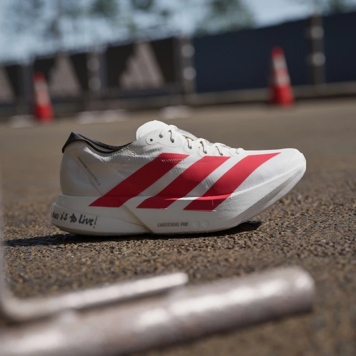 adidas Adizero Adios Pro 4 off white/better scarlet/core black (Damen)