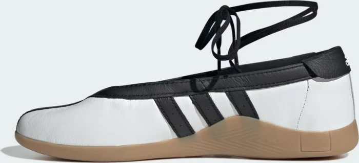 adidas Originals Taekwondo Mei cloud white/core black/gum (Damen)