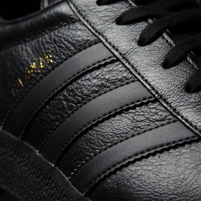 adidas Gazelle core black/gold met