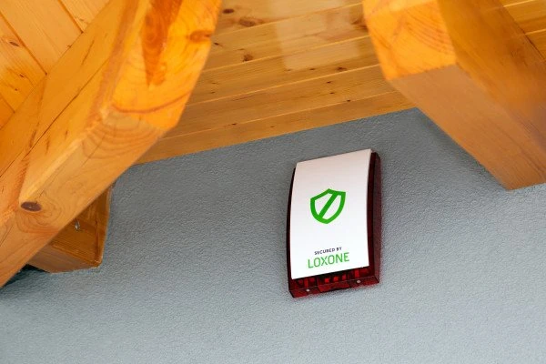 Loxone Alarmsirene Tree, Außensirene