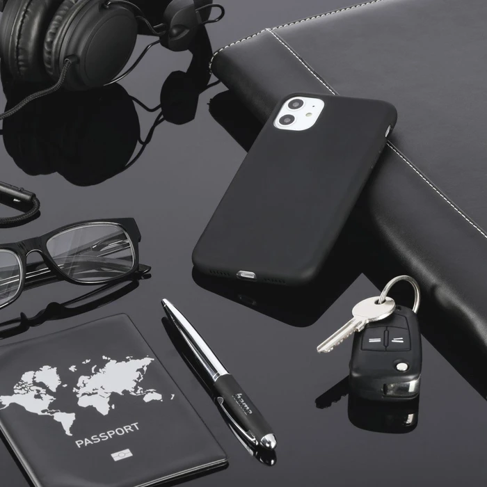 Hama Cover Finest Feel für Apple iPhone 14 Plus schwarz