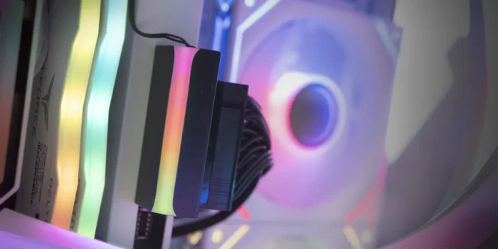Mars Gaming MCA-L24, 24-Pin Winkeladapter, 90° gewinkelt, RGB beleuchtet