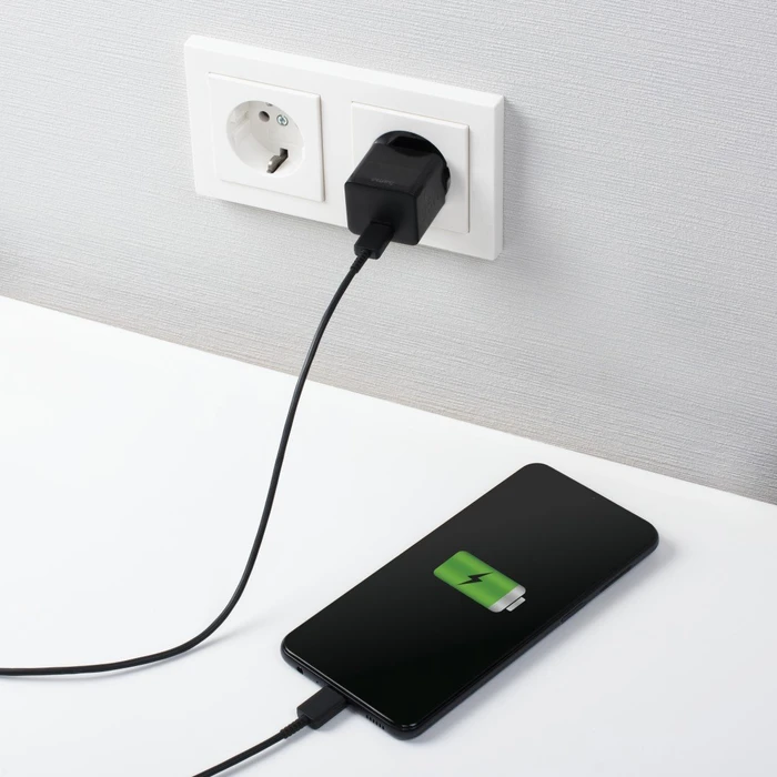 Hama Schnellladegerät USB-C PD/Qualcomm Mini-Ladegerät 25W schwarz