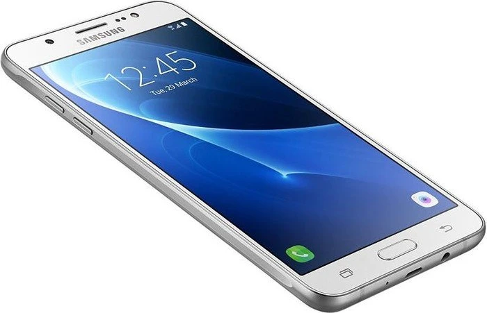 Samsung Galaxy J7 (2016) weiß