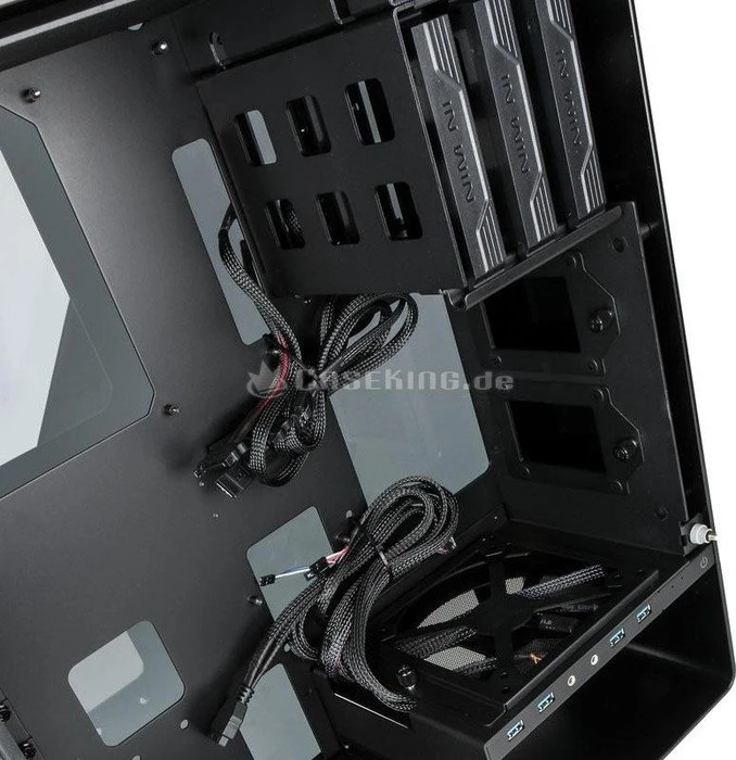 In Win 904 Plus schwarz, Glasfenster