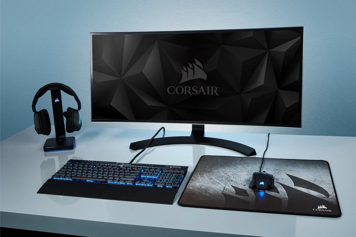 Corsair MM350 Premium Anti-Fray Cloth Gaming Mouse Pad - X-Large