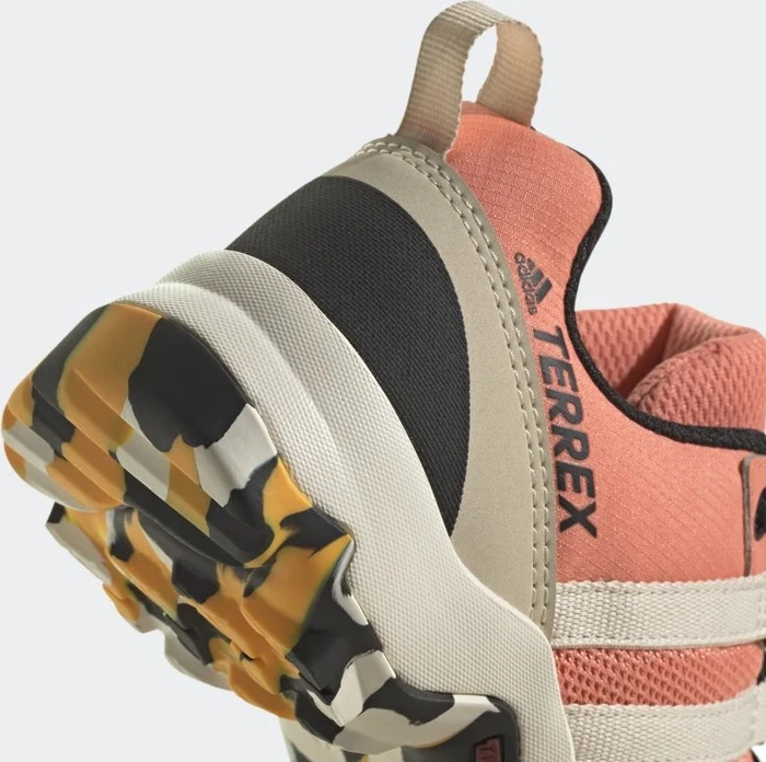 adidas Terrex AX2R coral fusion/wonder white/solar gold (Junior)