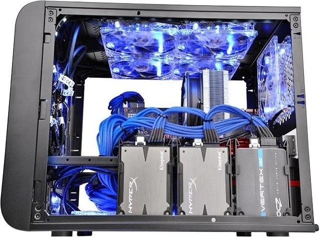 Thermaltake Core V21, Acrylfenster