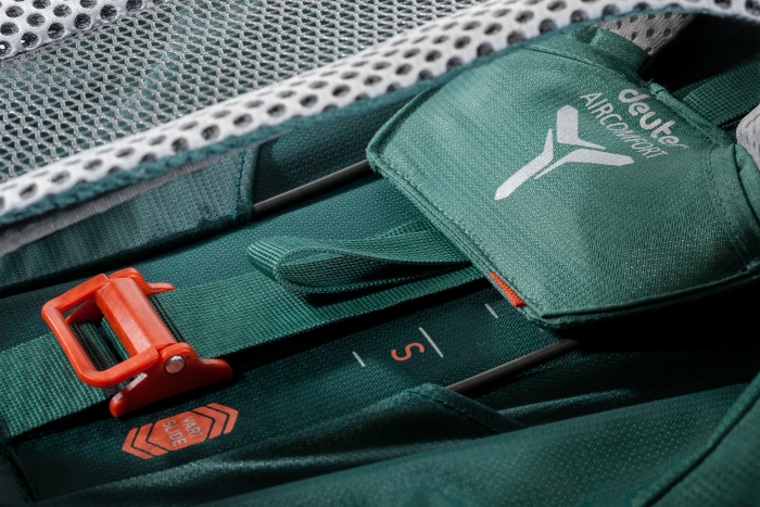 Deuter Futura Vario 45+10 SL seagreen/forest (Damen)