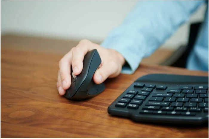 Kensington Pro Fit Ergo MY360 EQ Wireless Mouse, schwarz, USB/Bluetooth