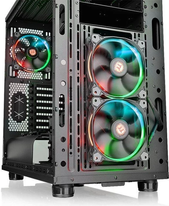 Thermaltake Core X31 RGB Edition, Acrylfenster
