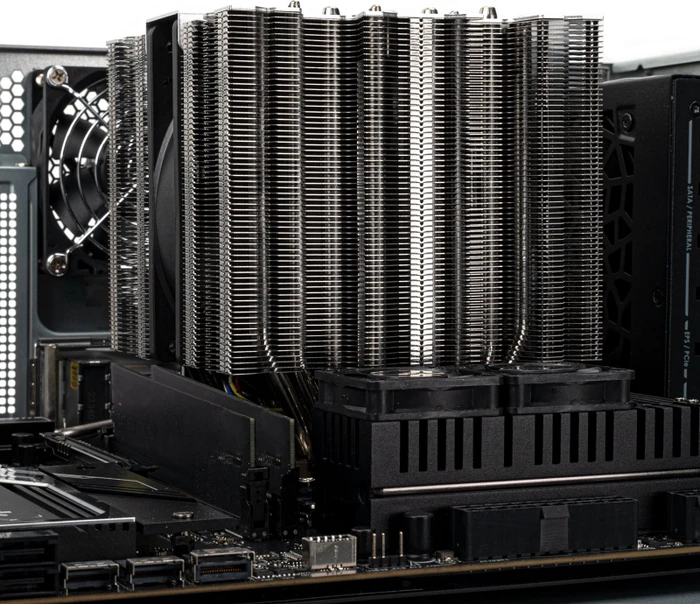 SilverStone XED120S WS
