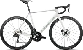 Orbea Orca M20iTEAM iris white/lilac Modell 2026