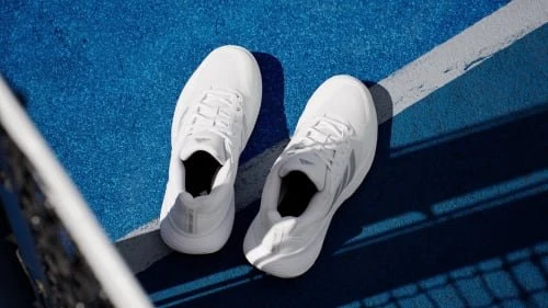 adidas Gamecourt 2.0 cloud white/silver metallic (Damen)
