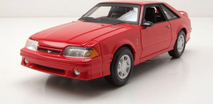 Maisto Ford Mustang SVT Cobra 1993