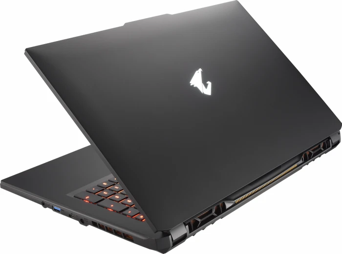 GIGABYTE AORUS 17X, Core i9-12900HX, 32GB RAM, 1TB SSD, GeForce RTX 3070 Ti, DE