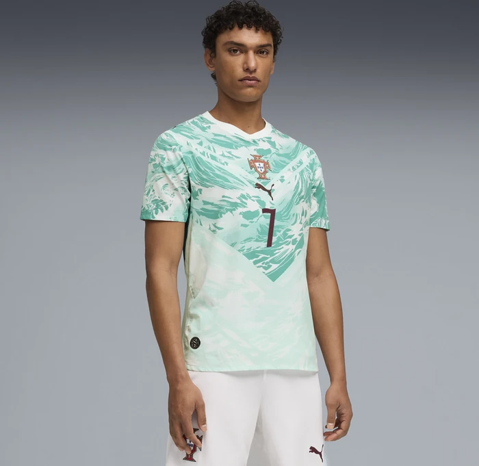 Puma FIFA WM 2026 Portugal Authentic Ronaldo Auswärtstrikot kurzarm (Herren)