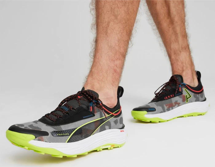 Puma Voyage NITRO 3 puma black/lime pow/active red (Herren)