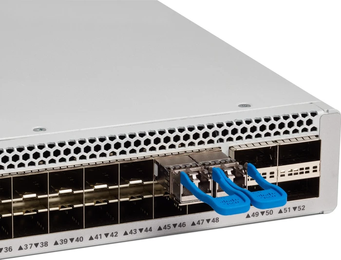Cisco Catalyst 9500 Advantage Rackmount 25G Managed Switch, 48x SFP28, 4x QSFP28