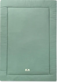 Julius Zöllner Krabbeldecke aus Baumwollmusselin grün