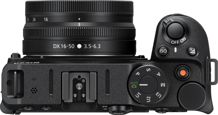 Nikon Z 30 mit Objektiv Z DX 16-50mm 3.5-6.3 VR Vlogger-Kit ab