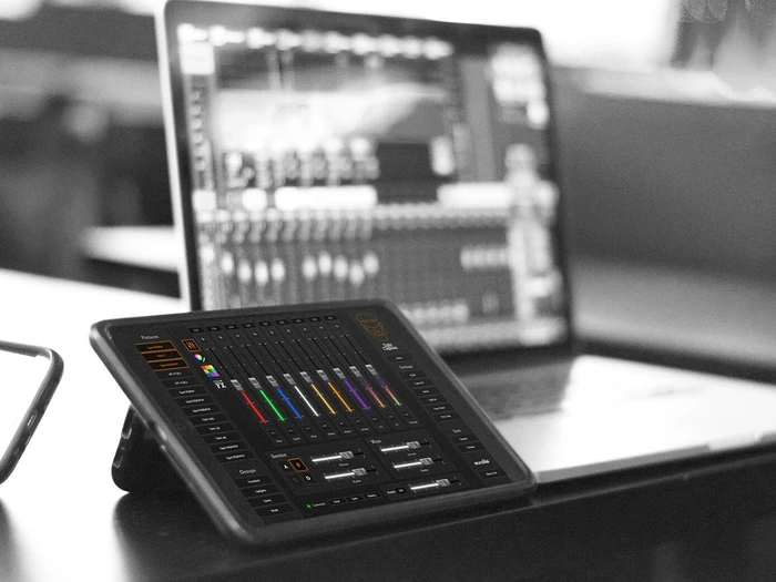 Eurolite freeDMX AP Wi-Fi Interface + QuickDMX Funksender