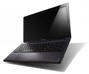Lenovo IdeaPad Z580, Core i5-3230M, 4GB RAM, 500GB HDD, GeForce GT 635M, DE