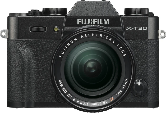 Fujifilm X-T30 schwarz mit Objektiv Fujinon XF 18-55mm 2.8-4.0 R LM OIS