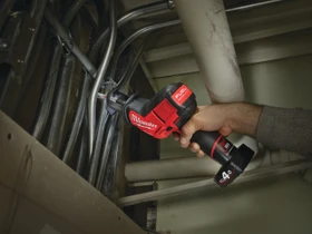 Milwaukee M12 CHZ-402C Fuel Akku-Säbelsäge inkl. Koffer + 2 Akkus 4.0Ah