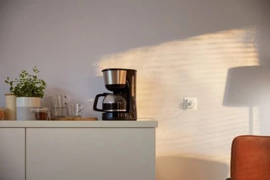 WiZ Smart Plug mit Strommessfunktion, Smart-Steckdose