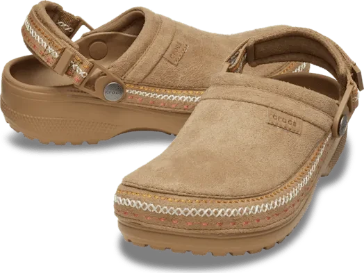 Crocs Crafted Vegan Suede Stitch Clog sepia