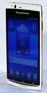Sony Ericsson Xperia arc S pure white