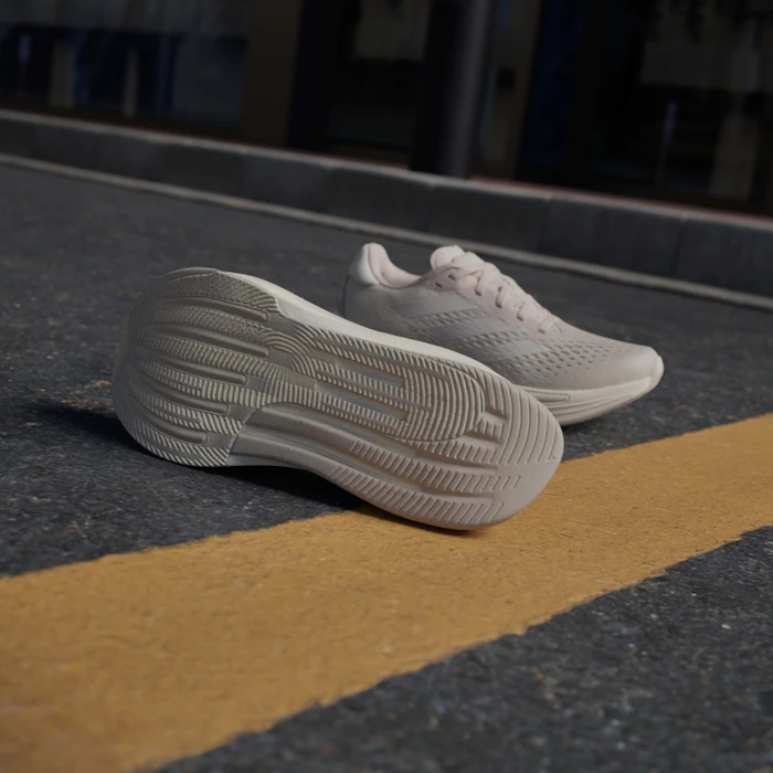 adidas Supernova Prima putty mauve/zero metalic/off white (Damen)