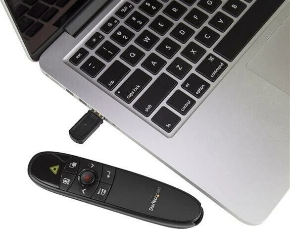 StarTech Wireless Presentation Remote with Red LaserPointer, schwarz, USB-A