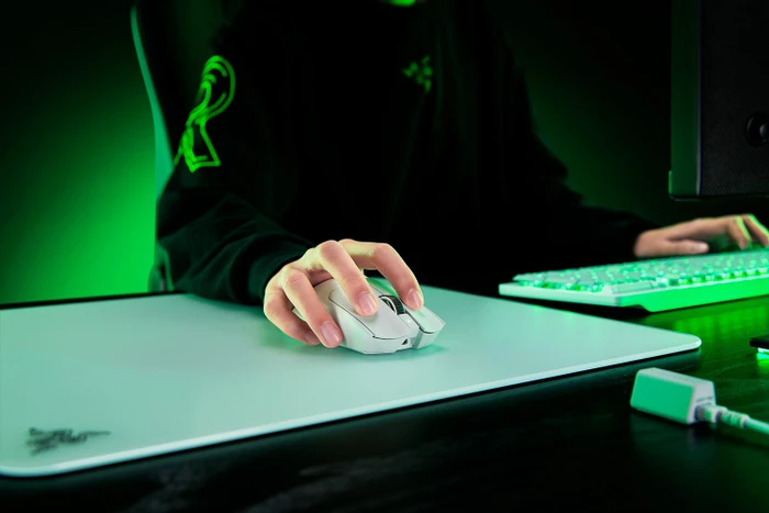 Razer Viper V3 Pro weiß, USB
