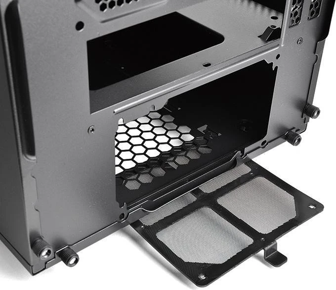 Thermaltake Suppressor F1, Acrylfenster, Mini-ITX