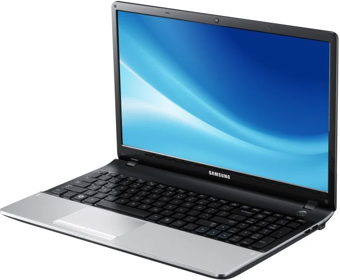 Samsung 300E5A, Core i5-2450M, 8GB RAM, 750GB HDD, GeForce GT 520MX, DE