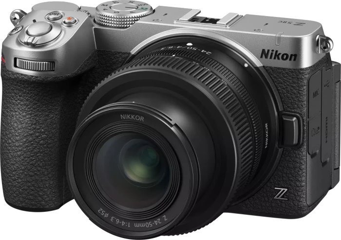 Nikon Z 5IIC silber mit Objektiv Z 24-50mm 4.0-6.3
