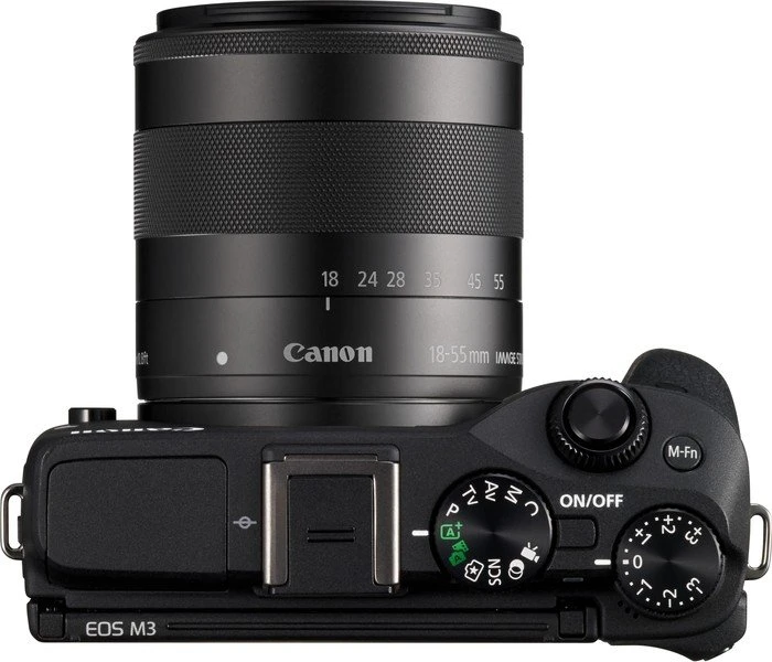 Canon EOS M3 mit Objektiv EF-M 18-55mm 3.5-5.6 IS STM