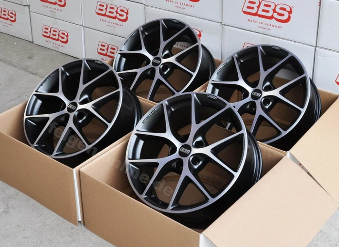 BBS SR 8.0x18 5/120 (verschiedene Farben/Modelle)