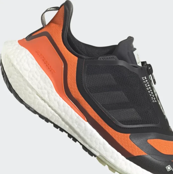 adidas Ultraboost 22 GTX impact orange/linen green/core black (Herren)
