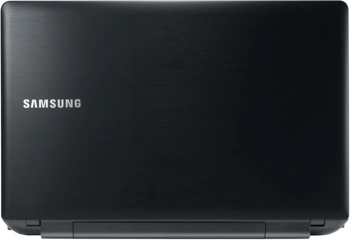 Samsung 300E5C, Core i5-2410M, 4GB RAM, 500GB HDD, GeForce GT 620M, DE