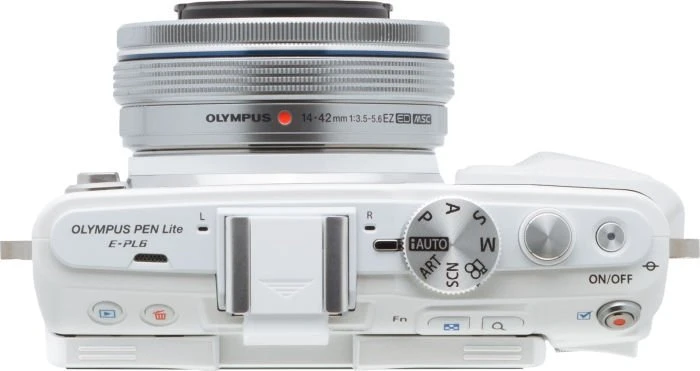 Olympus PEN E-PL6 weiß mit Objektiv M.Zuiko digital ED 14-42mm 3.5-5.6 EZ