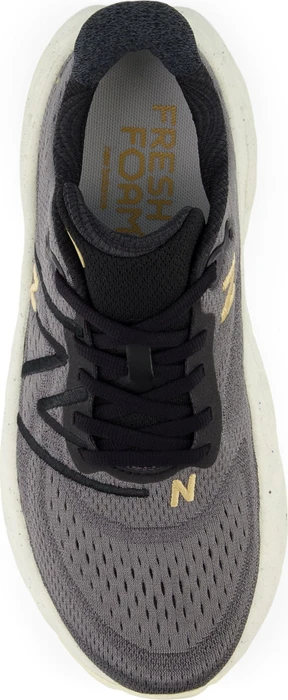 New Balance Fresh Foam X More v4 black/dolce/castlerock (Damen)