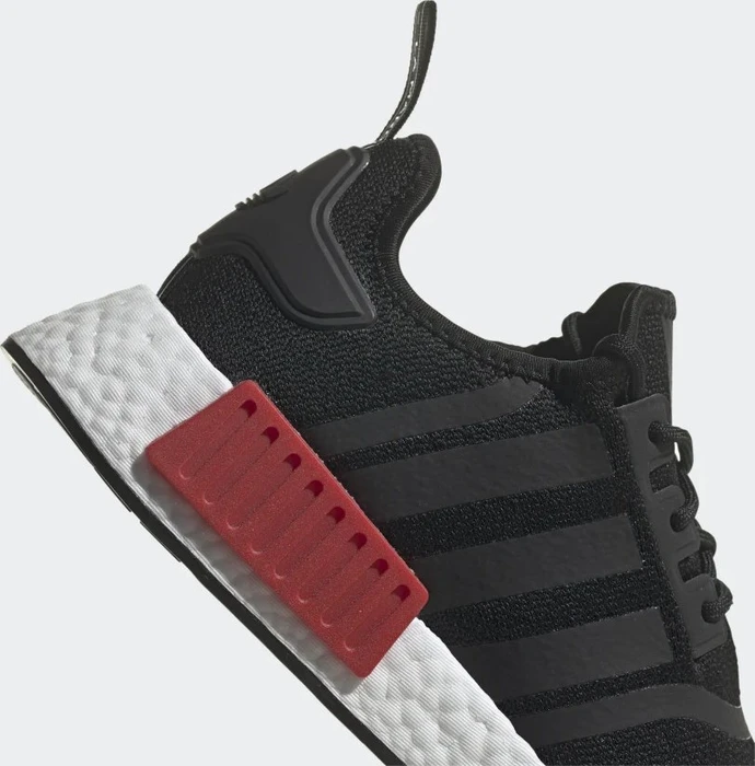 adidas NMD_R1 core black/cloud white (Herren)