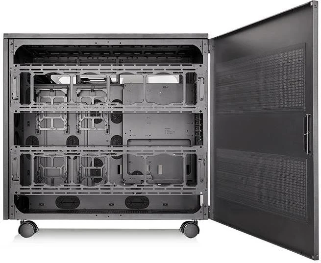 Thermaltake Core W200, Acrylfenster