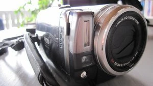 Canon HG10