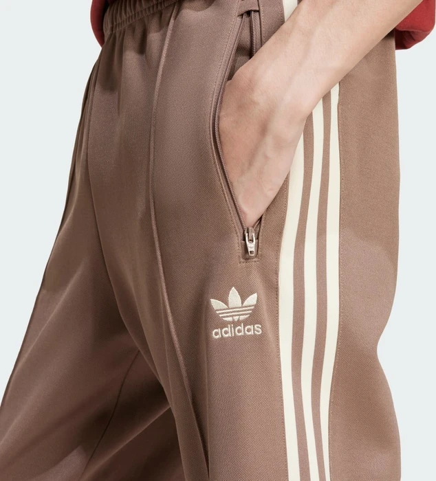 adidas Adicolor Classics Beckenbauer Trainingshose lang trace brown/wonder white (Herren)