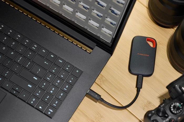 SanDisk Extreme Portable SSD V3, schwarz/orange, 2TB, USB-C 3.2