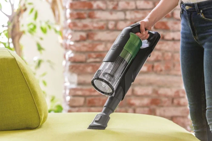 Hoover HF920P 011 mit Anti-Twist Akku-Handstaubsauger